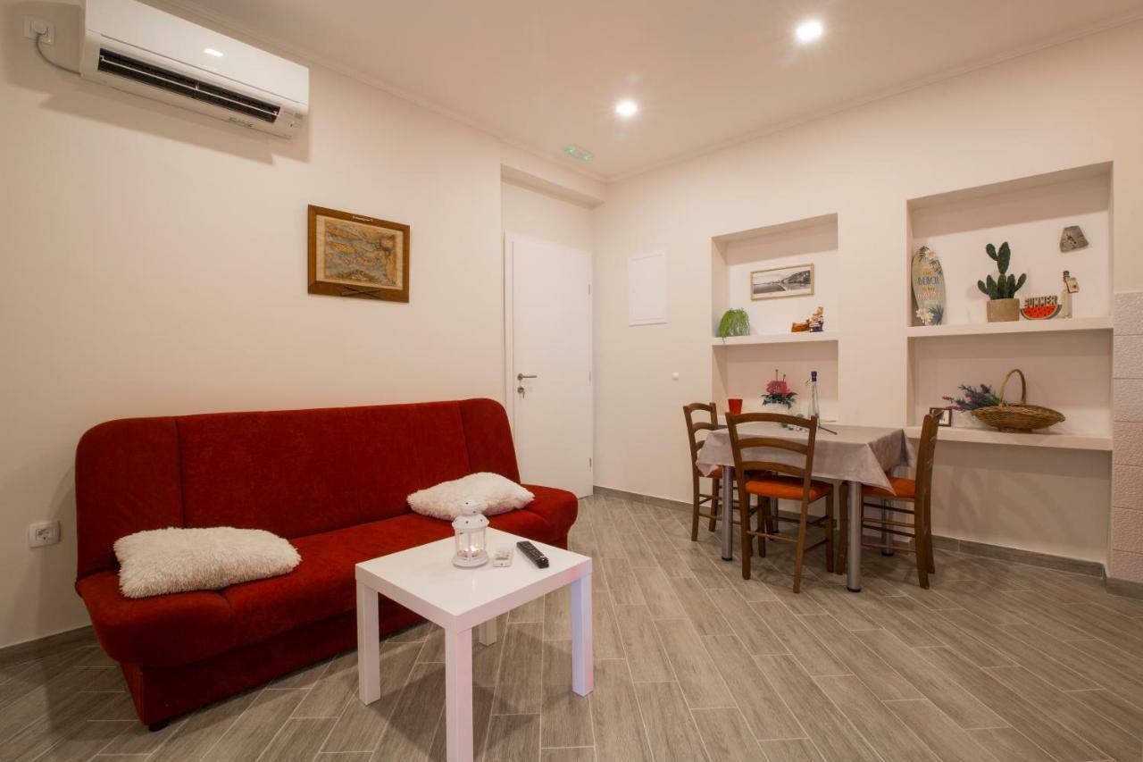 Apartments Smokva 마카르스카 외부 사진
